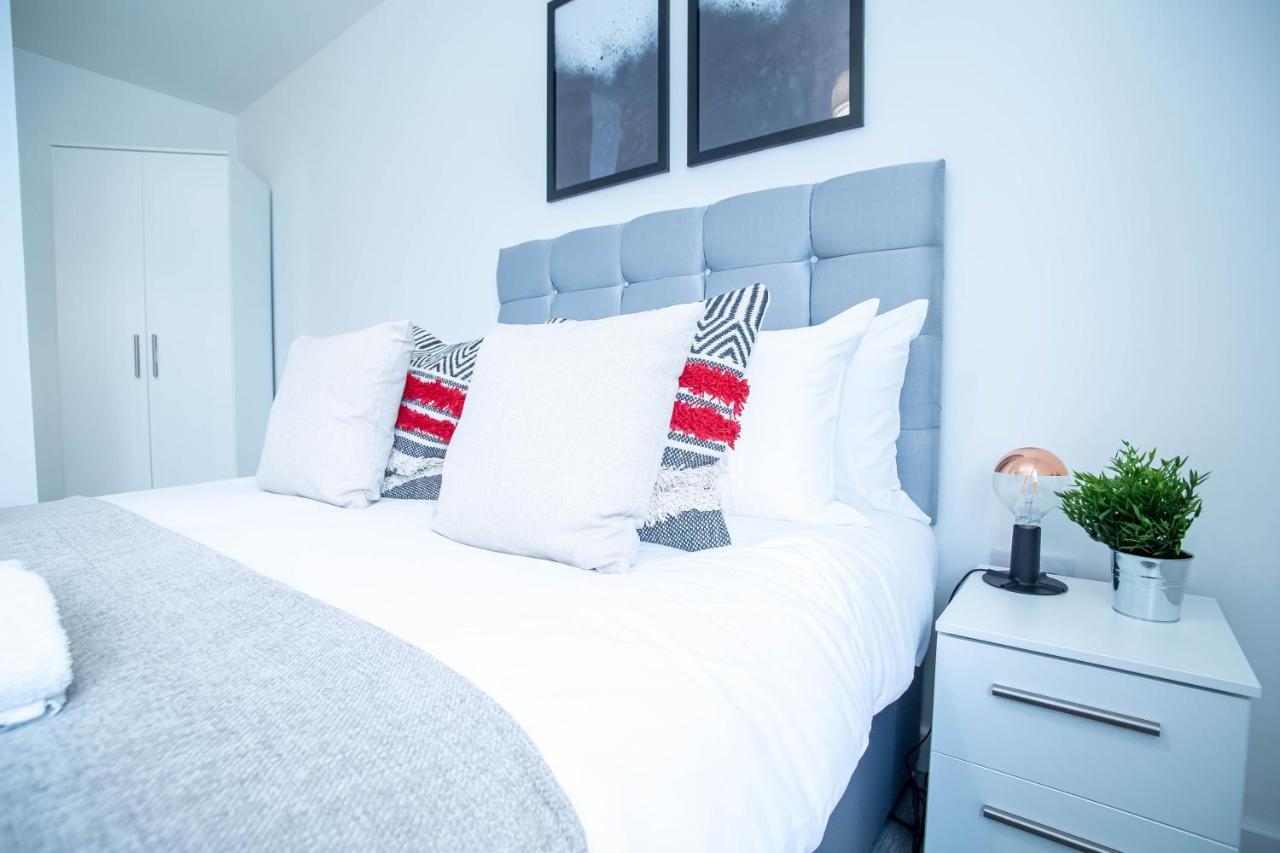 Luxury Apartments Available Next To Train Station - The Wallgate Apartments Wigan - Free Parking 外观 照片