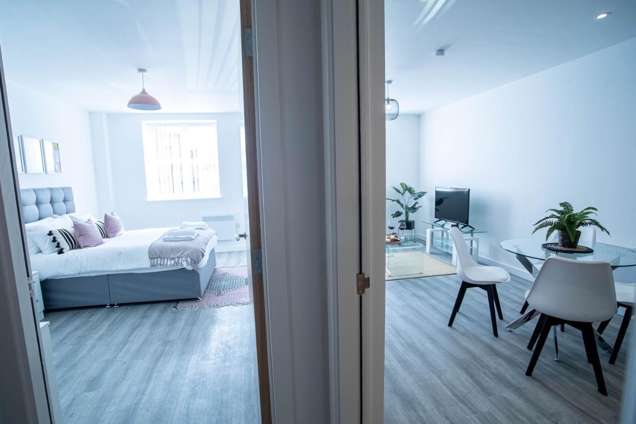 Luxury Apartments Available Next To Train Station - The Wallgate Apartments Wigan - Free Parking 外观 照片