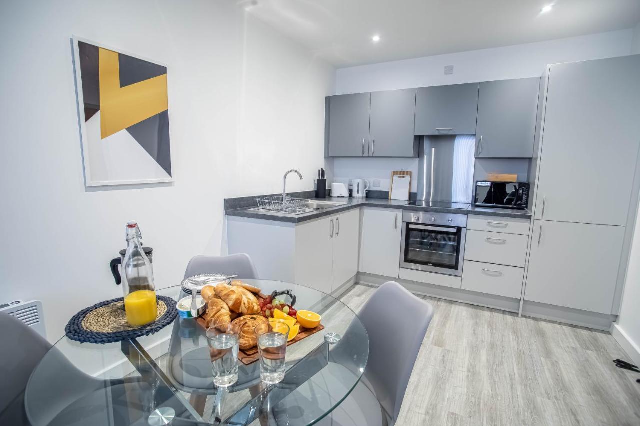Luxury Apartments Available Next To Train Station - The Wallgate Apartments Wigan - Free Parking 外观 照片