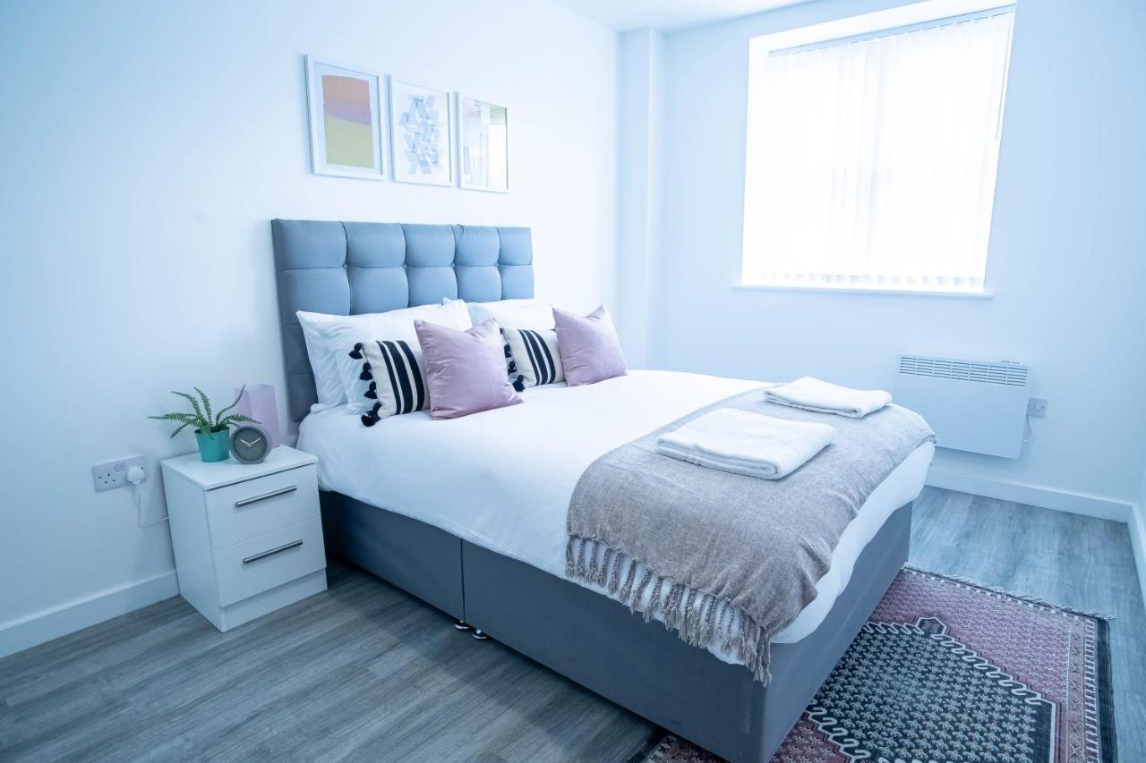 Luxury Apartments Available Next To Train Station - The Wallgate Apartments Wigan - Free Parking 外观 照片