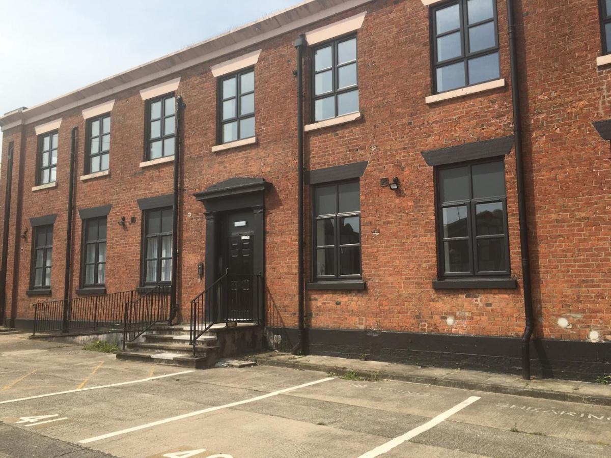 Luxury Apartments Available Next To Train Station - The Wallgate Apartments Wigan - Free Parking 外观 照片